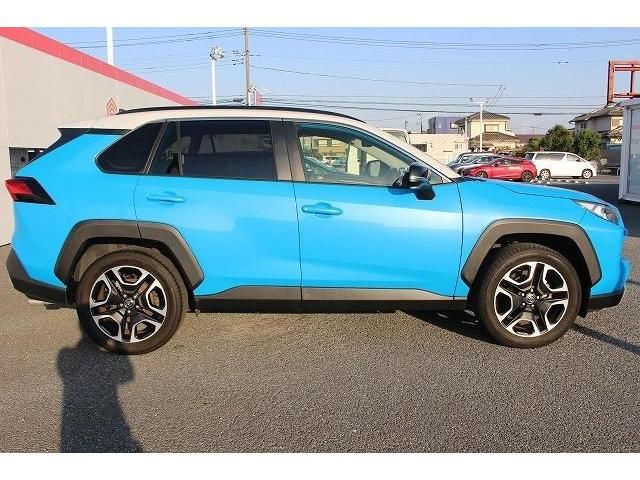 Toyota RAV4 2019-11 17202-8
