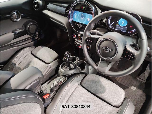 Bmw MINI 2021-11 204418-13