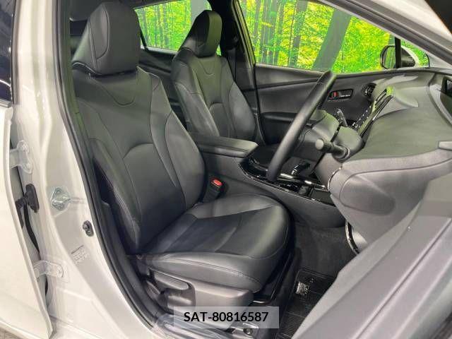 Toyota PRIUS 2021-08 322479-4