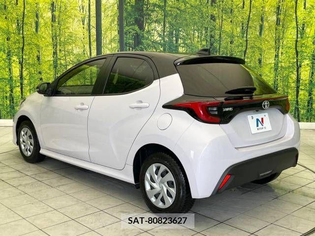Toyota YARIS 2021-12 335920-17
