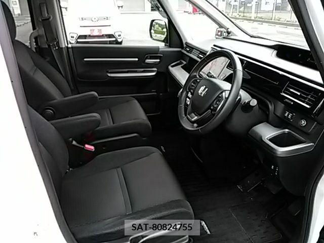 Honda STEP WGN 2020-10 286215-16