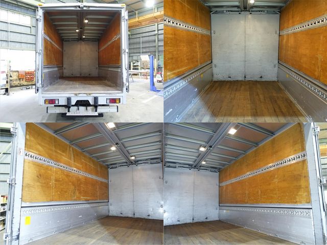 Isuzu ELF TRUCK 2007-08 2109-8