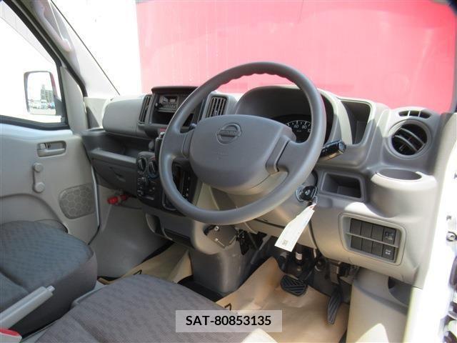 Nissan CLIPPER 2020-05 335951-20