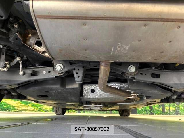 Toyota PRIUS 2018-12 343768-19