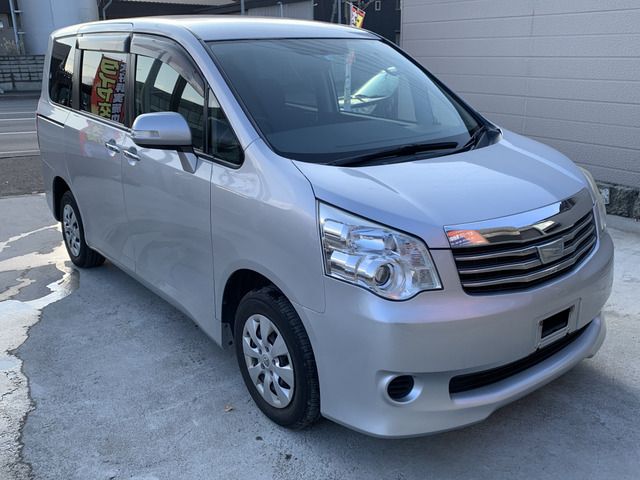Toyota NOAH 2012-06 193535-2