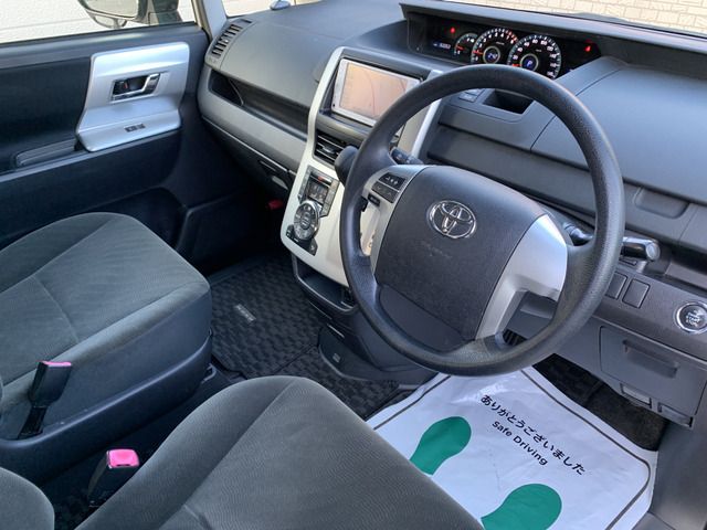 Toyota NOAH 2012-06 193535-14