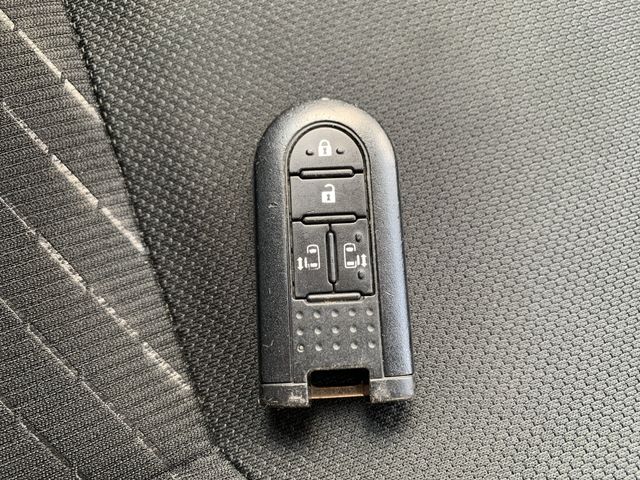 Toyota TANK 2018-04 5632-16