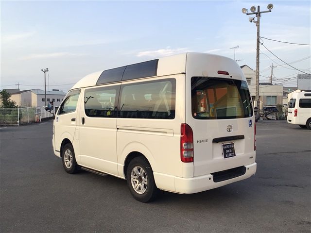 Toyota HIACE VAN 2010-05 8494-6