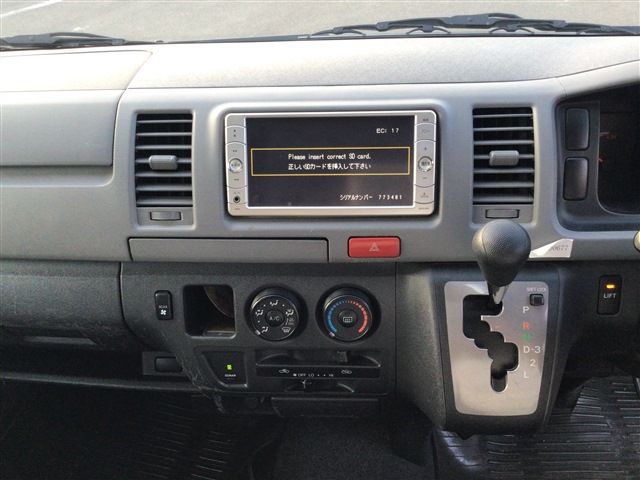 Toyota HIACE VAN 2010-05 8494-17