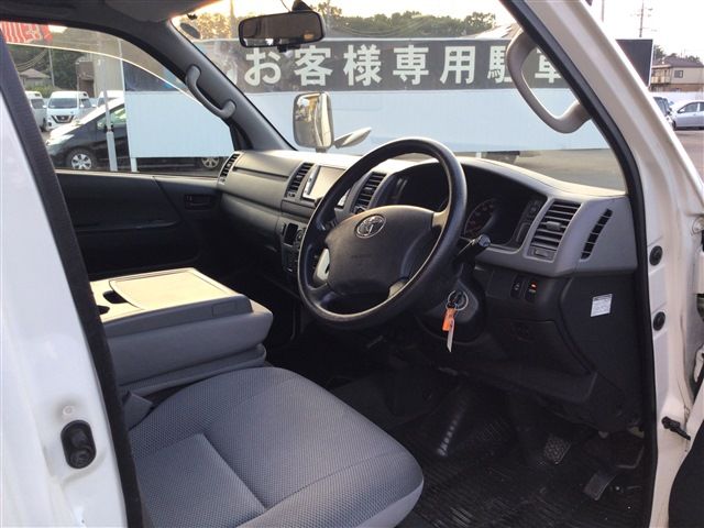 Toyota HIACE VAN 2010-05 8494-29