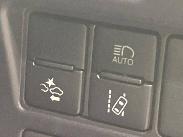 Toyota ESQUIRE 2018-07 24112-6