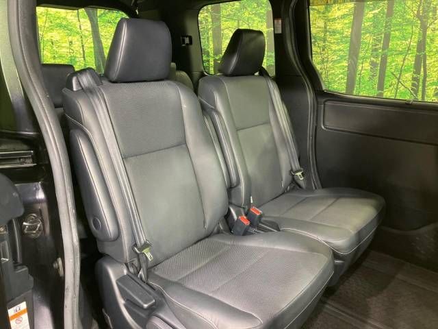Toyota ESQUIRE 2018-07 24112-9