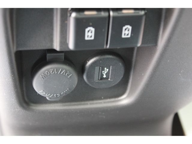 Suzuki SPACIA 2023-02 3621-18