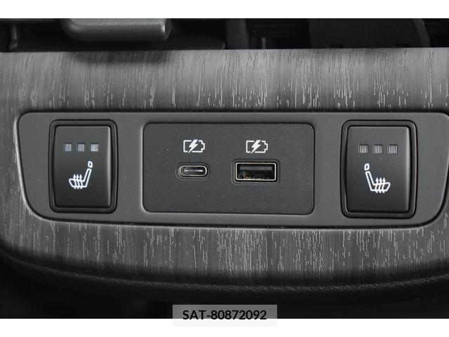 Nissan Ariya 2023-09 234867-12