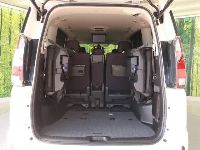 Nissan SERENA 2018-09 13071-11