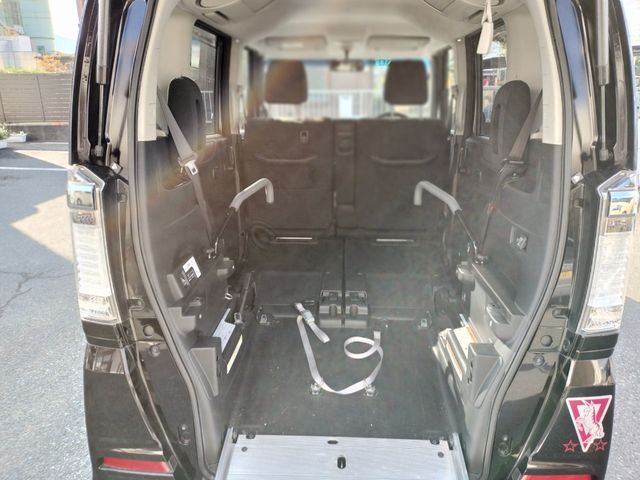 Honda N BOX 2013-06 192164-7
