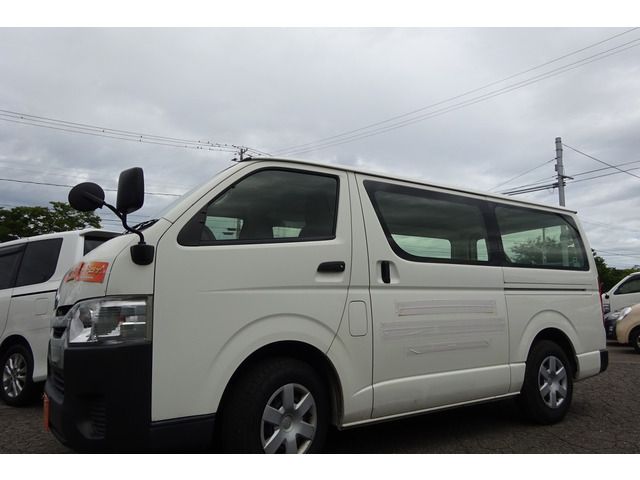 Toyota REGIUSACE VAN 2015-09 17054-3