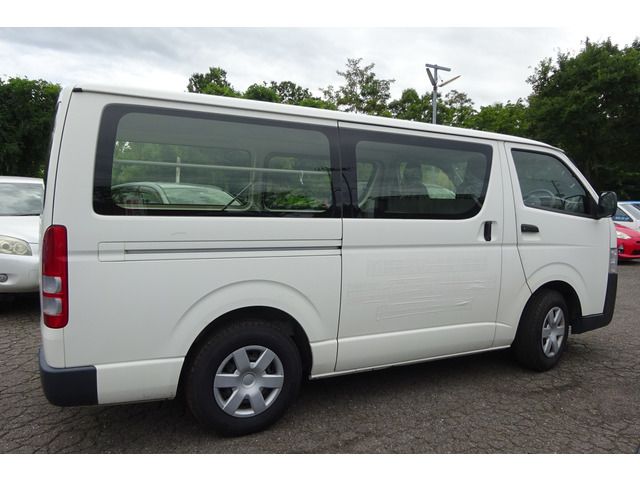 Toyota REGIUSACE VAN 2015-09 17054-2