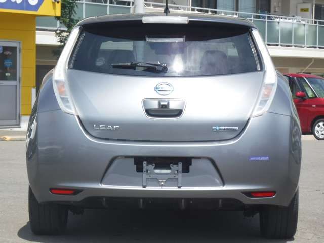 Nissan LEAF 2016-05 7860-18