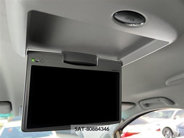 Toyota ALPHARD 2012-05 208802-5