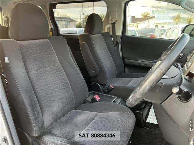 Toyota ALPHARD 2012-05 208802-18