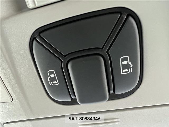 Toyota ALPHARD 2012-05 208802-13