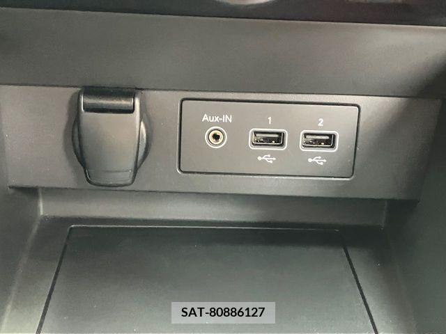 Renault LUTECIA 2022-12 317015-11
