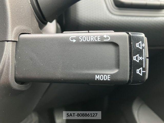 Renault LUTECIA 2022-12 317015-13