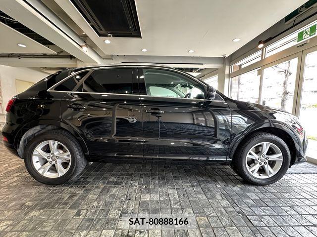 Audi Q3 2019-04 242375-4