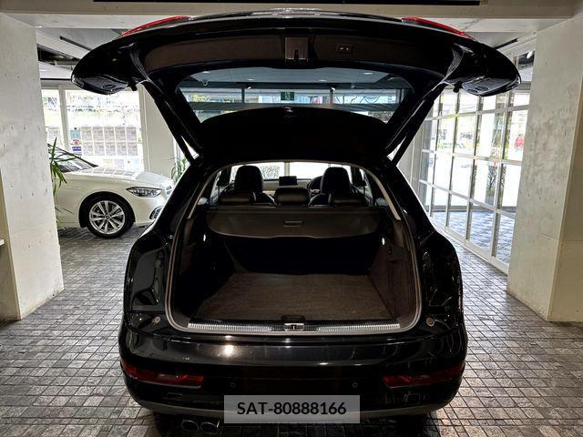 Audi Q3 2019-04 242375-9