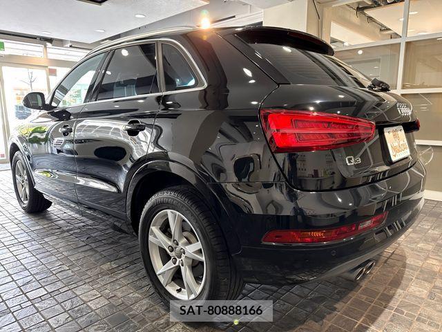 Audi Q3 2019-04 242375-7