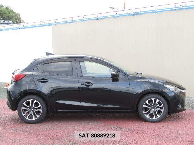 Mazda DEMIO 2016-06 359399-4