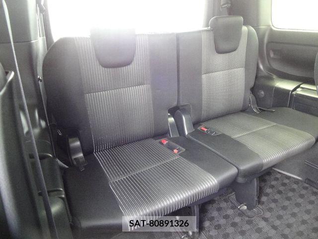 Toyota VOXY 2019-06 321638-10