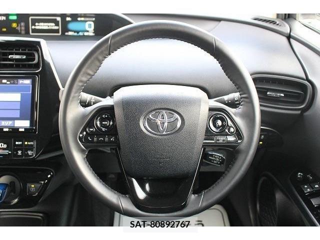 Toyota PRIUS 2020-10 351452-15