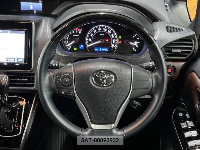 Toyota ESQUIRE 2018-08 268532-10