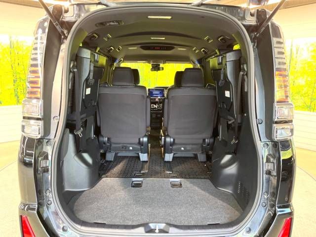 Toyota VOXY 2019-07 16545-11