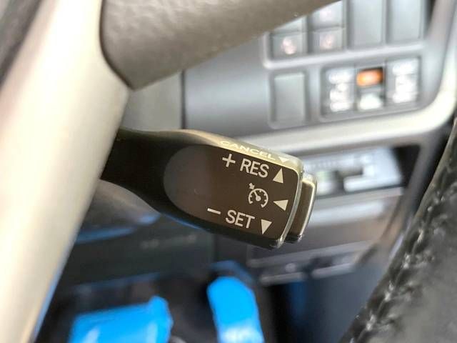 Toyota VOXY 2019-07 16545-7