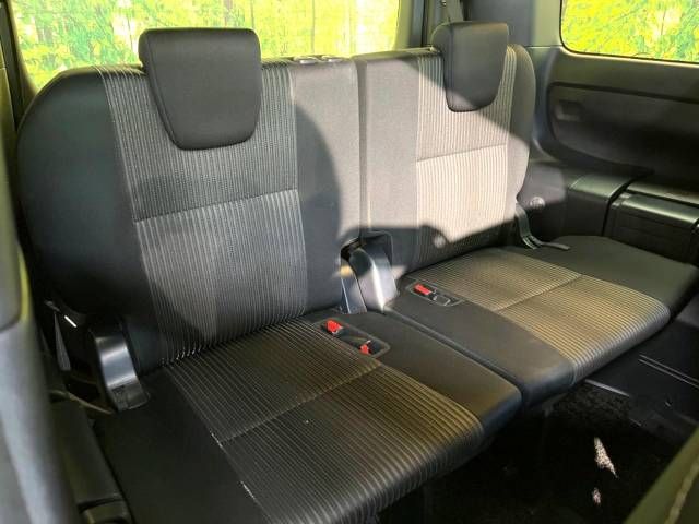 Toyota VOXY 2019-07 16545-10
