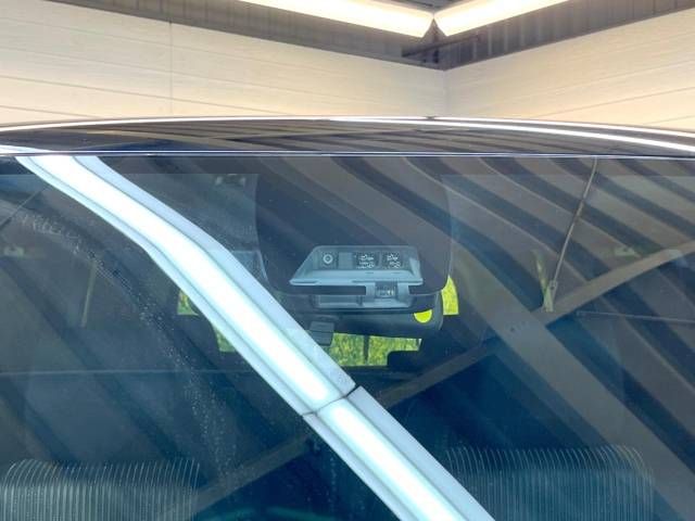 Toyota VOXY 2019-07 16545-6