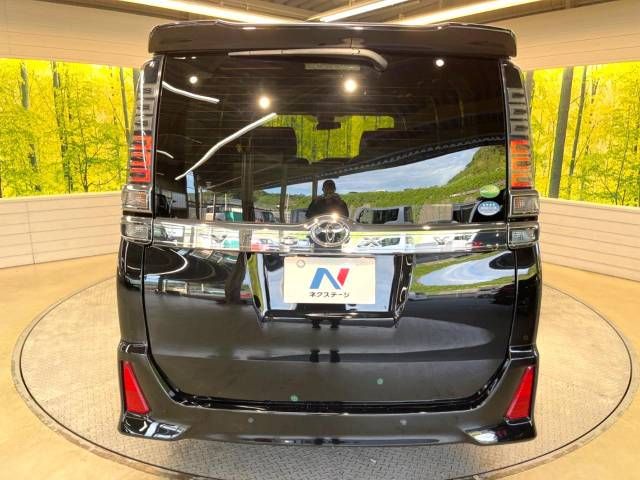Toyota VOXY 2019-07 16545-16