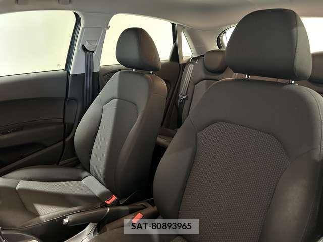 Audi A1 2015-09 242091-8