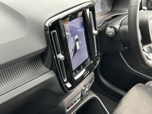 Volvo XC40 2022-05 23779-11