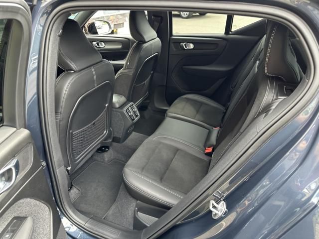 Volvo XC40 2022-05 23779-27