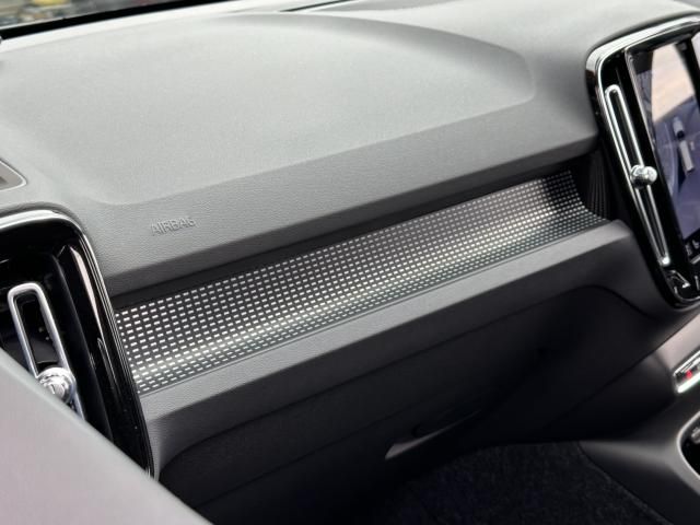 Volvo XC40 2022-05 23779-20