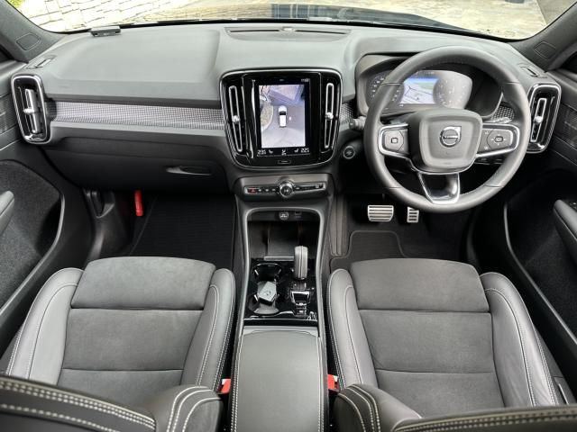 Volvo XC40 2022-05 23779-3