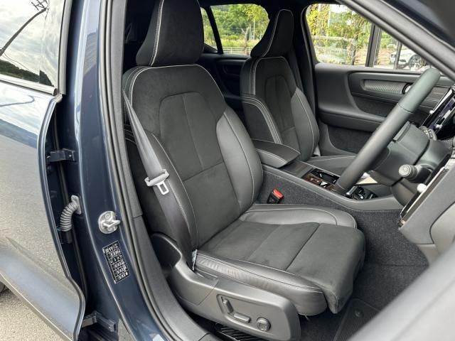 Volvo XC40 2022-05 23779-6