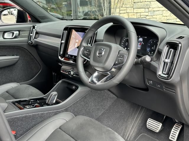 Volvo XC40 2022-05 23779-1