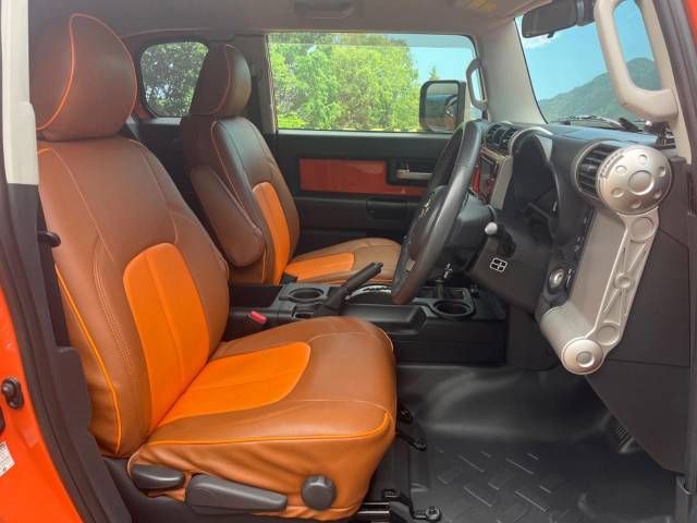 Toyota FJ CRUISER 2013-11 184520-8