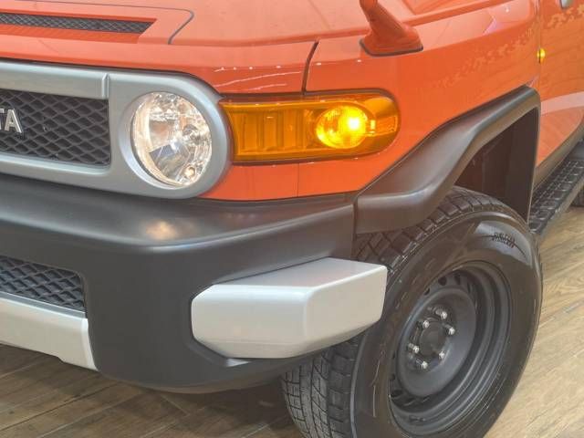 Toyota FJ CRUISER 2013-11 184520-12