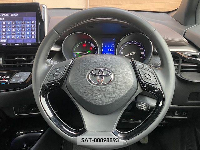 Toyota C-HR 2018-05 295486-13